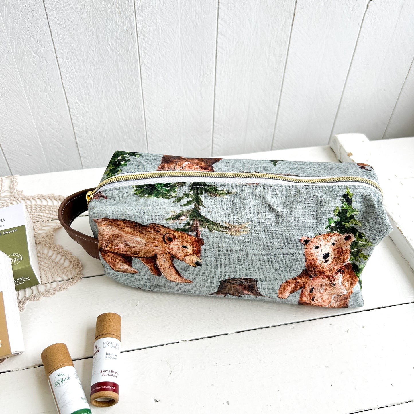 Boxy Windsor Zipper Pouch - Bears