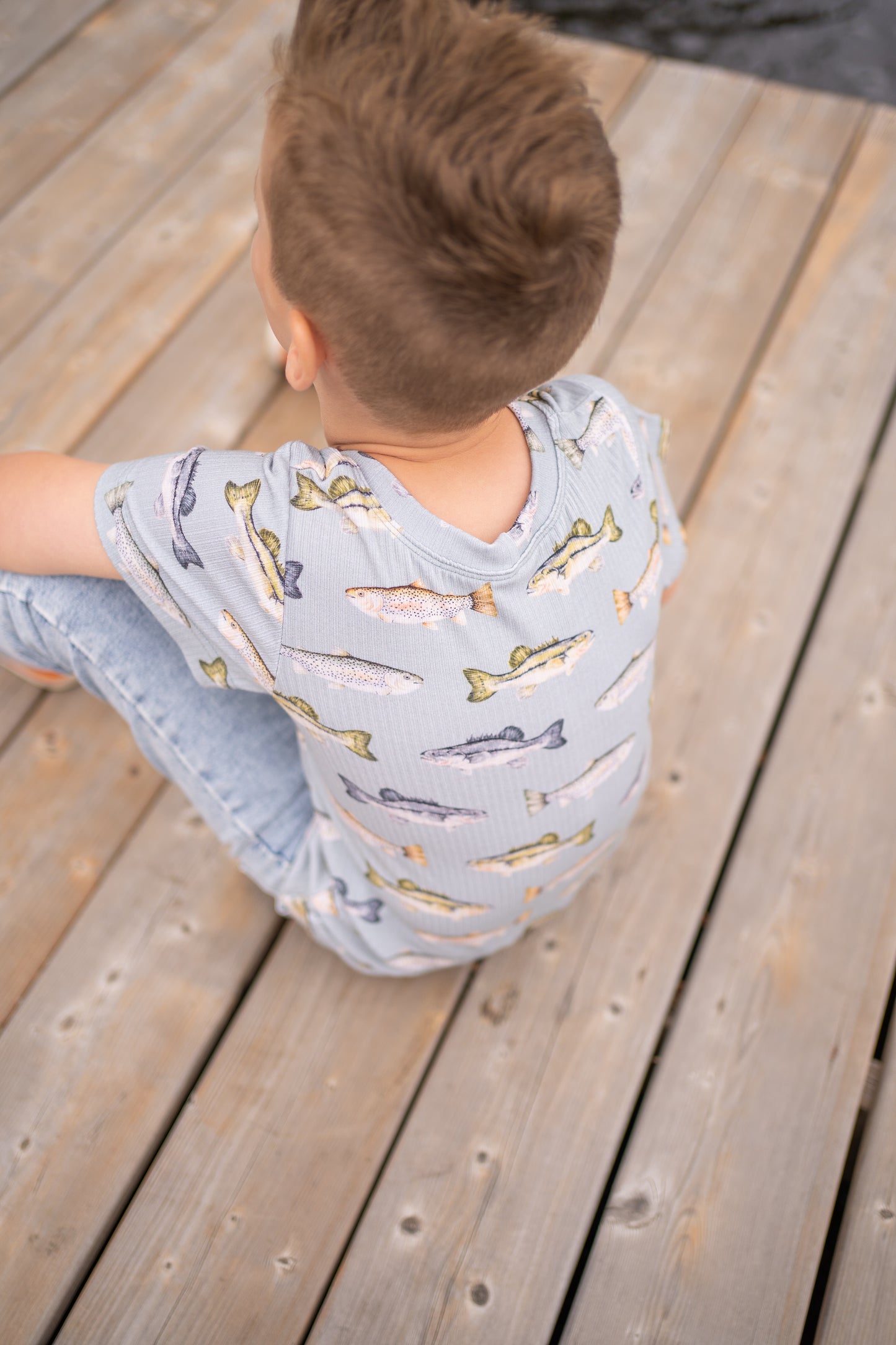 Curved Hem Tee - Take me fishing