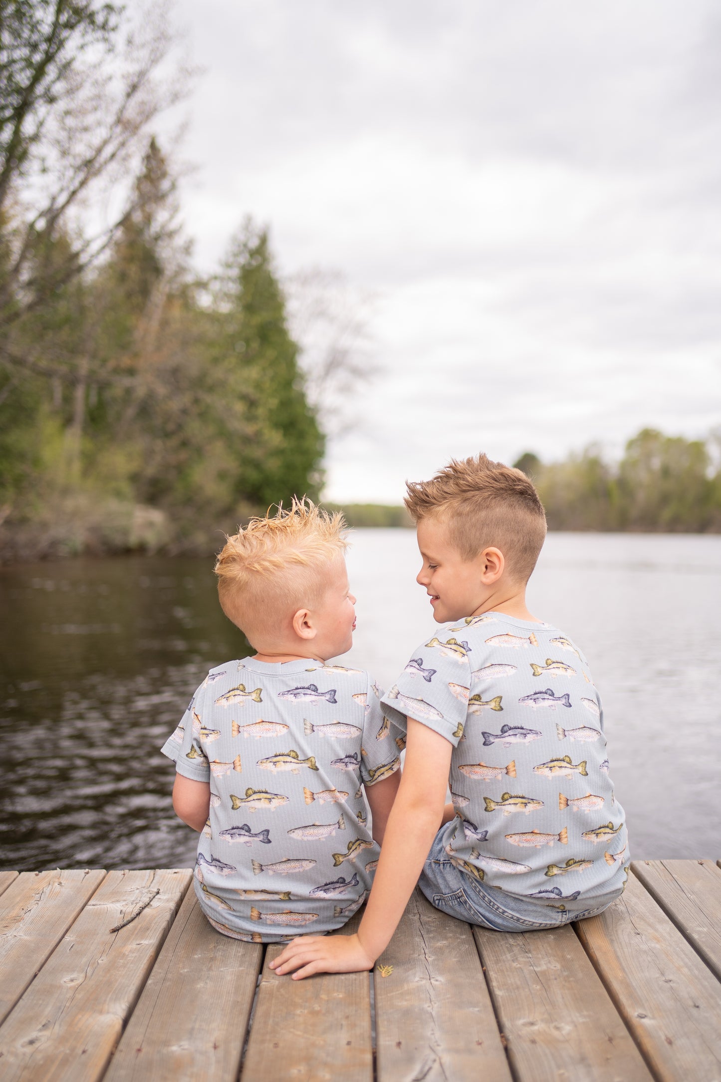 Curved Hem Tee - Take me fishing