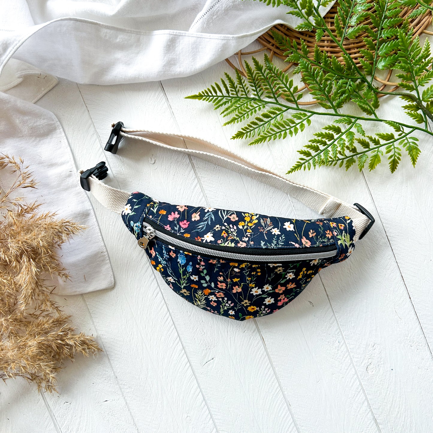 Everyday Adventure - Navy Wildflower