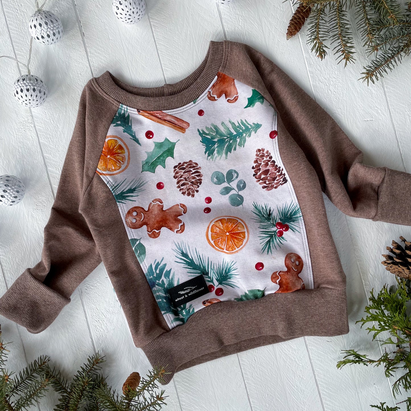 Christmas Spice Pullover - Chocolate