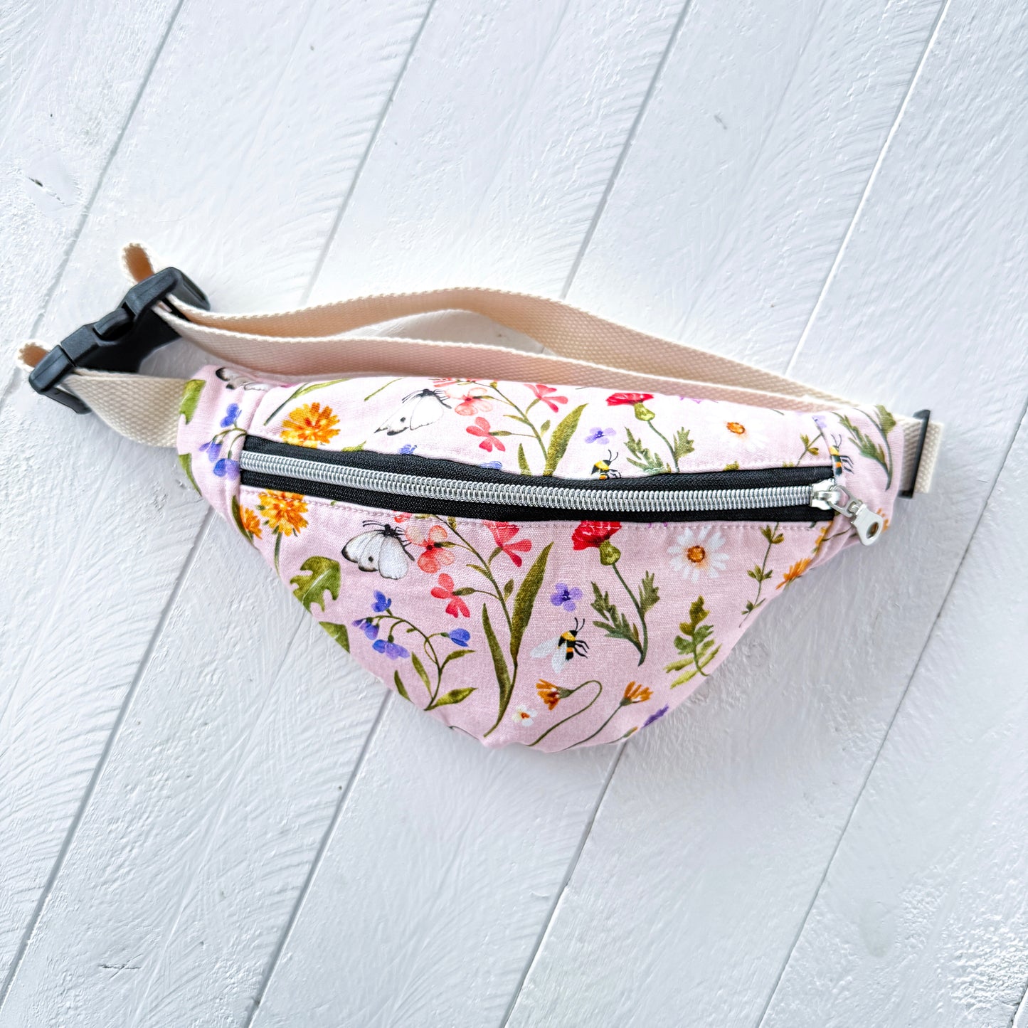 Everyday Adventure Belt Bag - Sunny Meadow Blush