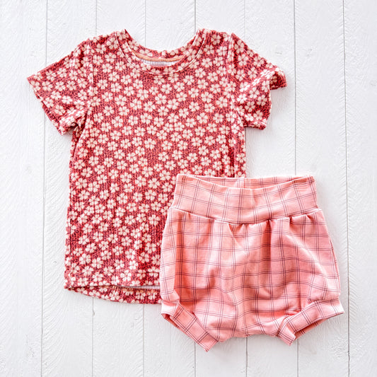 Northern Blooms Tee & Shorts