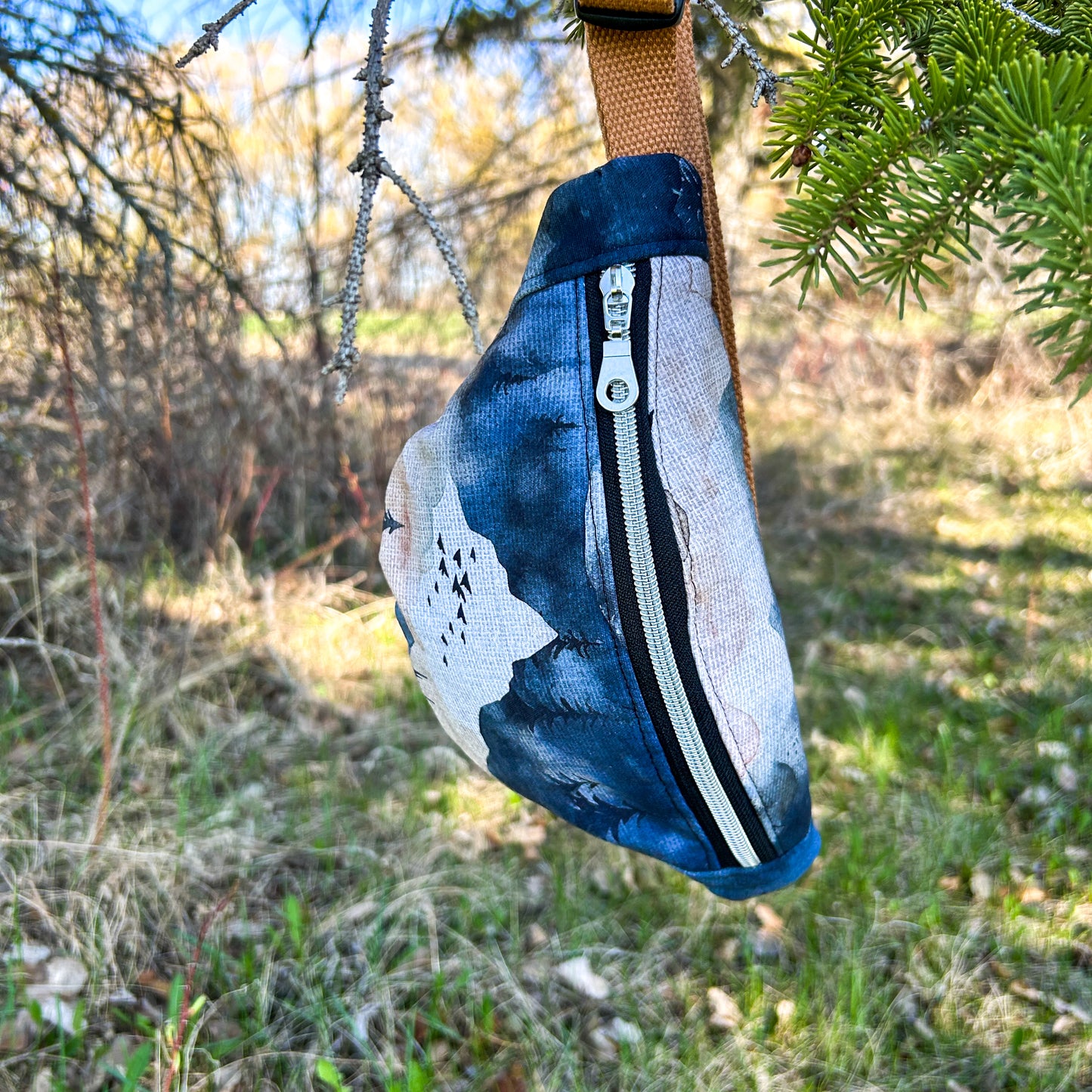 Everyday Adventure Belt Bag - Burlap Mountain